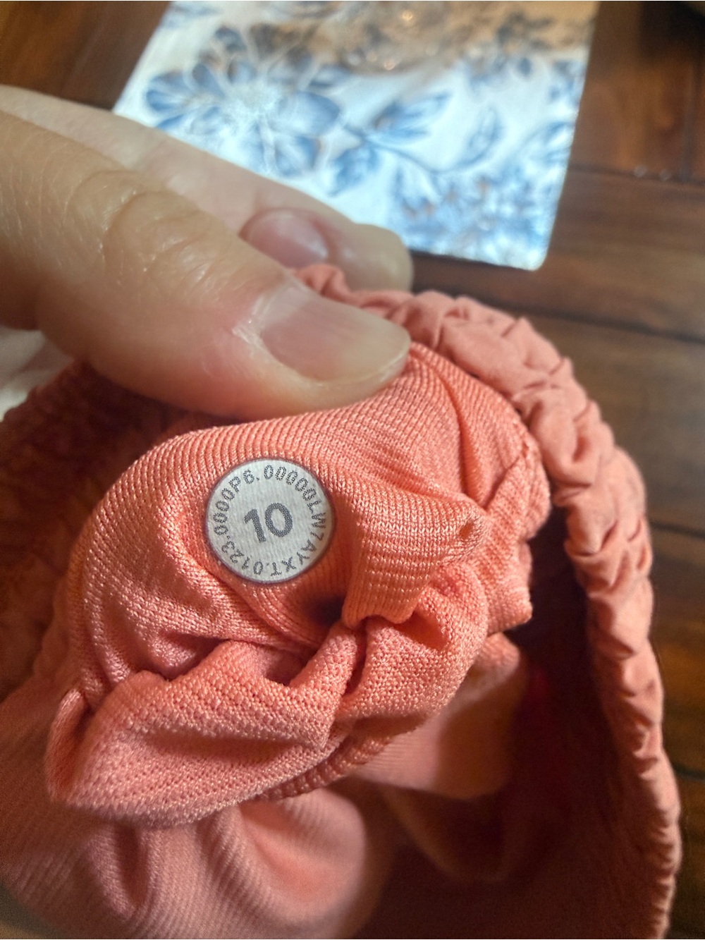 Lululemon Run Shorts Size 10 - Picture 7 of 7